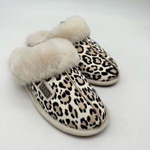 Australia Luxe Collective - Closed Mule Slipper Shoe Snow Leopard - NWT - Medium